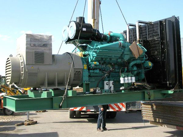 西峰冬季柴油发电机启动前，如何检查燃油标号是否适配？